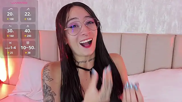 Michell Wallker online show from 02.26.25