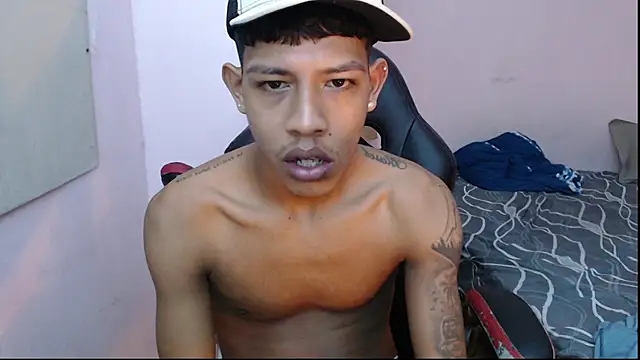 mr stiven  online show from 01.06.25