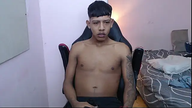 mr stiven  online show from 01.11.25