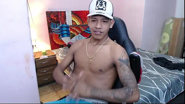 mr stiven  online show from 02.05.25