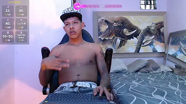 mr stiven  online show from 03.15.25