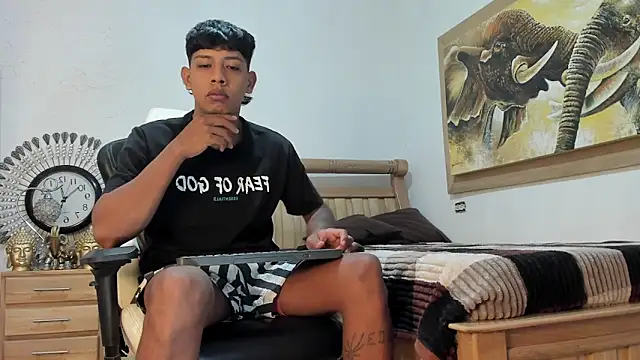 mr stiven  online show from 03.25.26