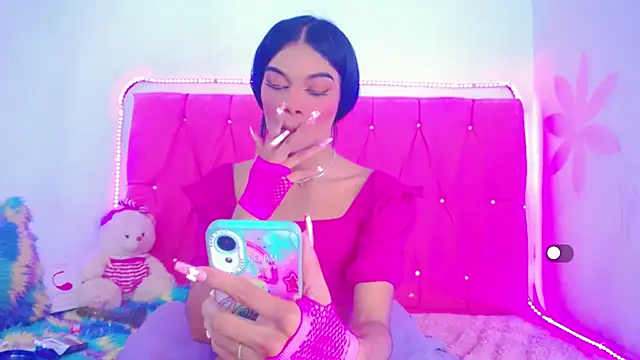 Theylor Rouse online show from 02.09.25