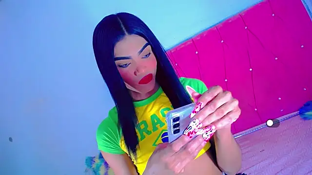 Theylor Rouse online show from 10.26.25