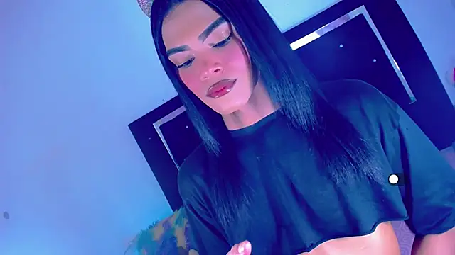 Theylor Rouse online show from 12.05.25