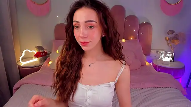 ElsaYoung online show from 02.05.25