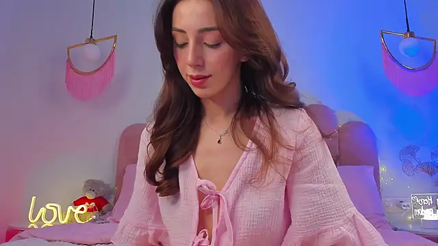 ElsaYoung online show from 03.14.25