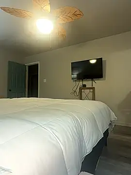 Snapshot of Texascoastedger chatting on 02.25.26 Texascoastedger online show from 02.25.26