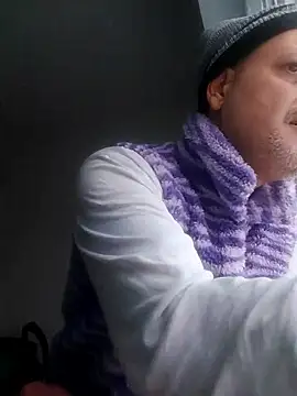 Snapshot of Husoban chatting on 01.12.26 Husoban online show from 01.12.26