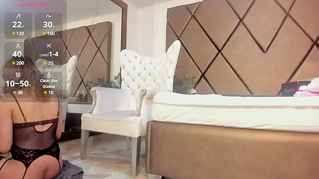 Snapshot of LunitaDiva chatting on 03.15.25 LunitaDiva online show from 03.15.25