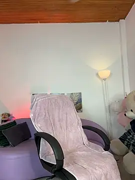 Snapshot of jazmin_anbar chatting on 04.28.26 jazmin anbar online show from 04.28.26
