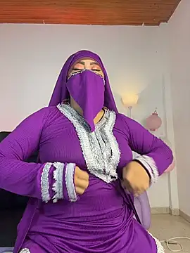 Snapshot of jazmin_anbar chatting on 05.15.26 jazmin anbar online show from 05.15.26