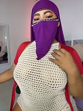 Snapshot of jazmin_anbar chatting on 05.17.26 jazmin anbar online show from 05.17.26