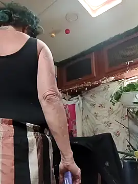 SlickedDryr online show from 12.18.24