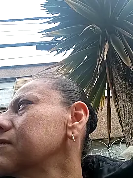 sasi luna online show from 11.28.25