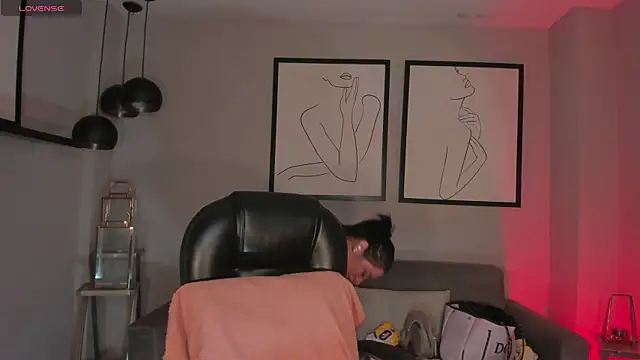 IsabelBornner online show from 02.25.26