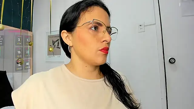 africa holmes online show from 11.28.25