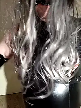 Snapshot of Robvin16 chatting on 11.15.25 Robvin16 online show from 11.15.25