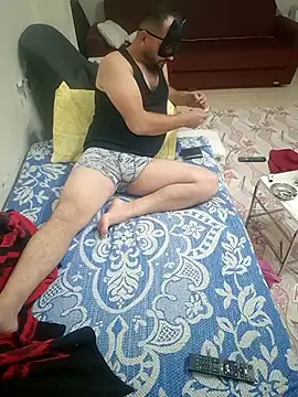 Snapshot of mertBy chatting on 10.29.25 mertBy online show from 10.29.25