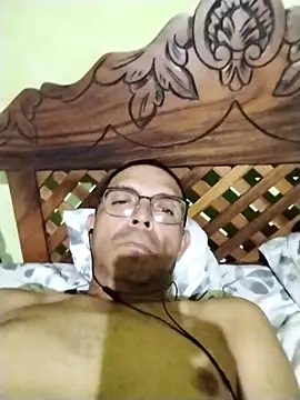 Alex011277 online show from 10.14.25