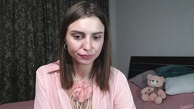 Lesyisme online show from 03.11.25