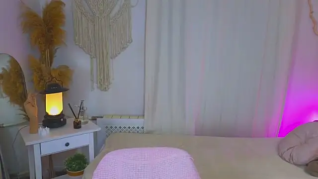 Lana  Cute  online show from 01.20.25