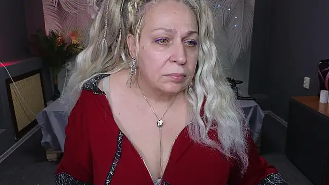Snapshot of Penelope_Pinky chatting on 01.30.25 Penelope Pinky online show from 01.30.25