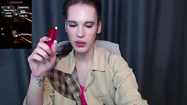 Snapshot of Cassie_Bae chatting on 01.23.25 Cassie Bae online show from 01.23.25