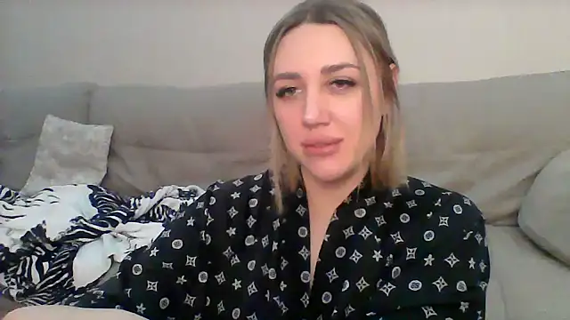 VickyLove047 online show from 01.16.25