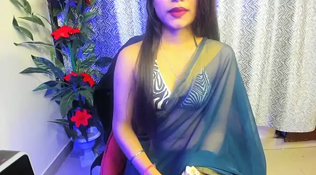 Snapshot of Baby_Zahira chatting on 01.03.25 Baby Zahira online show from 01.03.25