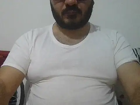 UrfavSlaveBitch online show from 02.01.26