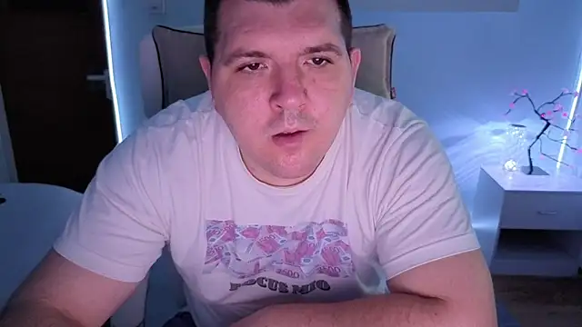 Snapshot of JasonJacks chatting on 06.27.26 JasonJacks online show from 06.27.26