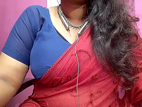 Snapshot of Tamilsathya2024 chatting on 02.07.25 Tamilsathya2024 online show from 02.07.25