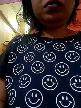 sunita-doll online show from 11.19.25