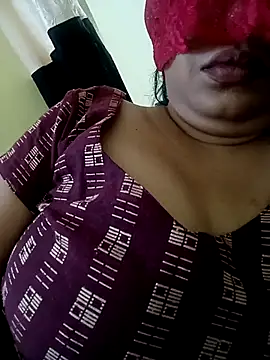 Snapshot of sunita-doll chatting on 06.23.26 sunita-doll online show from 06.23.26