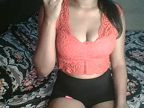 hot  surbhi online show from 09.27.25