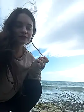 Snapshot of Eleni_Pappa chatting on 02.02.25 Eleni Pappa online show from 02.02.25