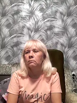 sakura blonde online show from 10.14.25