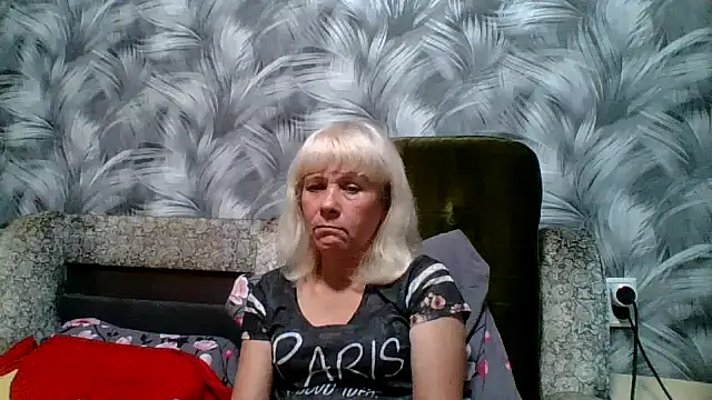 sakura blonde online show from 10.29.25