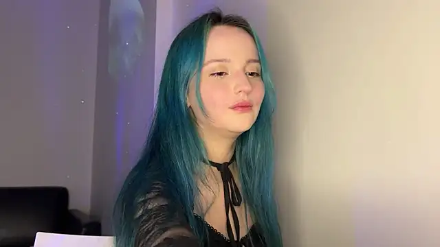 bumble bee online show from 01.13.25