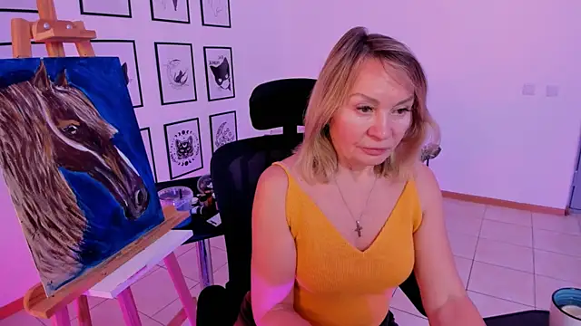 Snapshot of RosalindaFortuna chatting on 01.07.25 RosalindaFortuna online show from 01.07.25