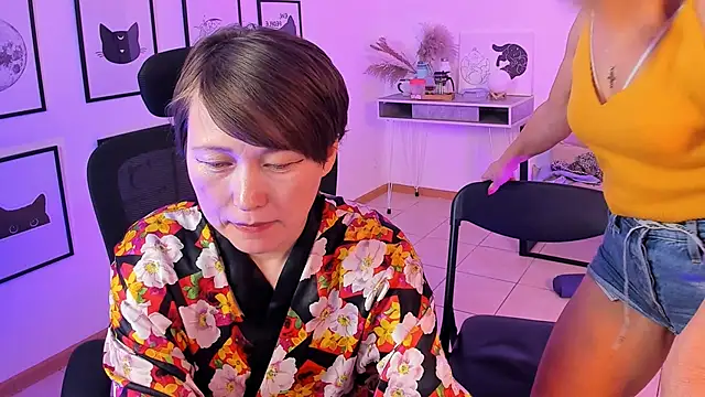 Snapshot of RosalindaFortuna chatting on 02.11.25 RosalindaFortuna online show from 02.11.25