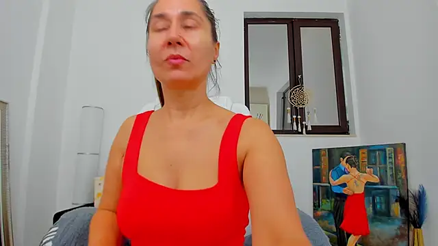 Julya Anna online show from 11.05.25