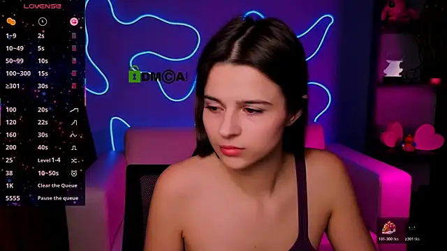 Snapshot of berry_alma chatting on 11.28.25 berry alma online show from 11.28.25