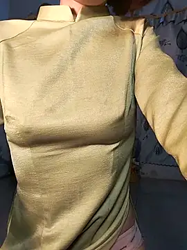 Snapshot of Lucy_limon chatting on 03.18.25 Lucy limon online show from 03.18.25