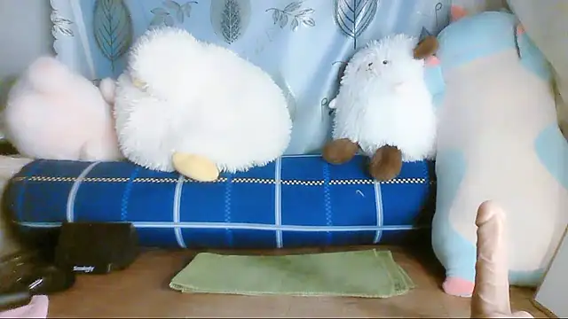 Snapshot of Lucy_limon chatting on 09.12.25 Lucy limon online show from 09.12.25