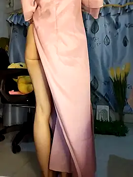 Snapshot of Lucy_limon chatting on 09.14.25 Lucy limon online show from 09.14.25