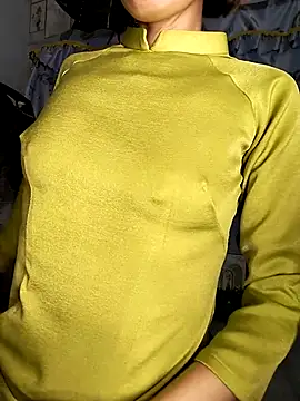 Snapshot of Lucy_limon chatting on 10.09.25 Lucy limon online show from 10.09.25