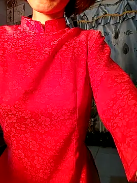 Snapshot of Lucy_limon chatting on 10.26.25 Lucy limon online show from 10.26.25