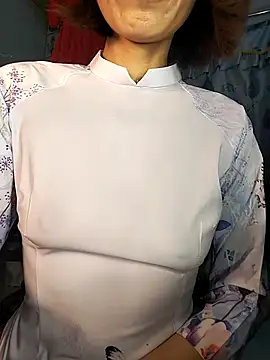 Snapshot of Lucy_limon chatting on 12.02.25 Lucy limon online show from 12.02.25